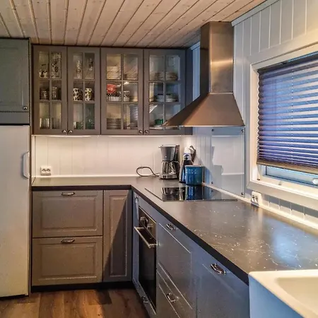 3 Bedroom In Tatil Evi Spangereid