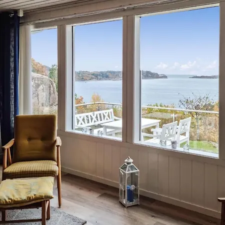 3 Bedroom In *