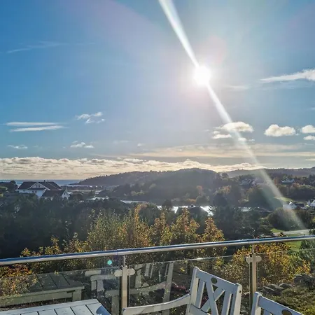 3 Bedroom In 펜션 Spangereid